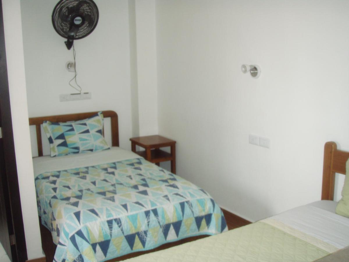 Hostal Limoncocha Тена Экстерьер фото