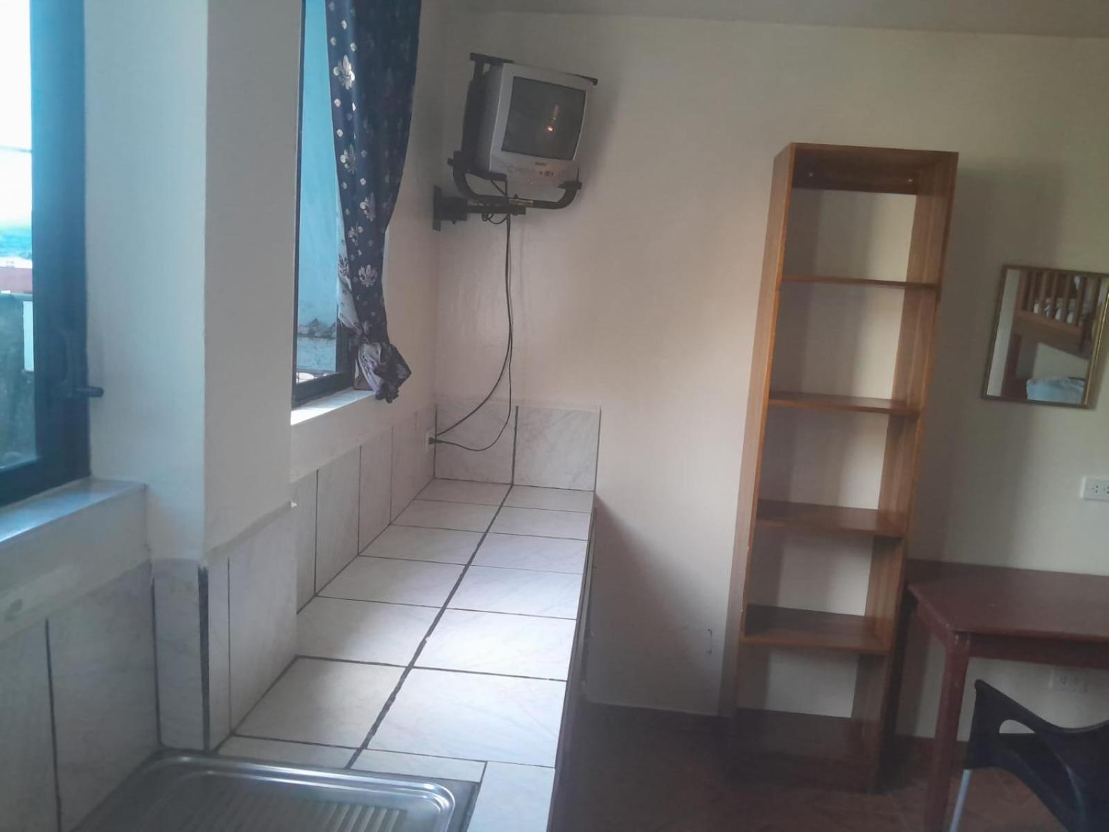 Hostal Limoncocha Тена Экстерьер фото