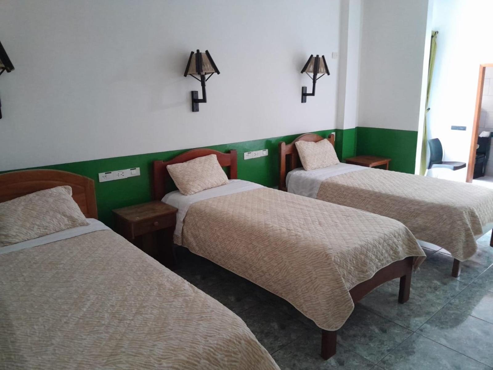 Hostal Limoncocha Тена Экстерьер фото