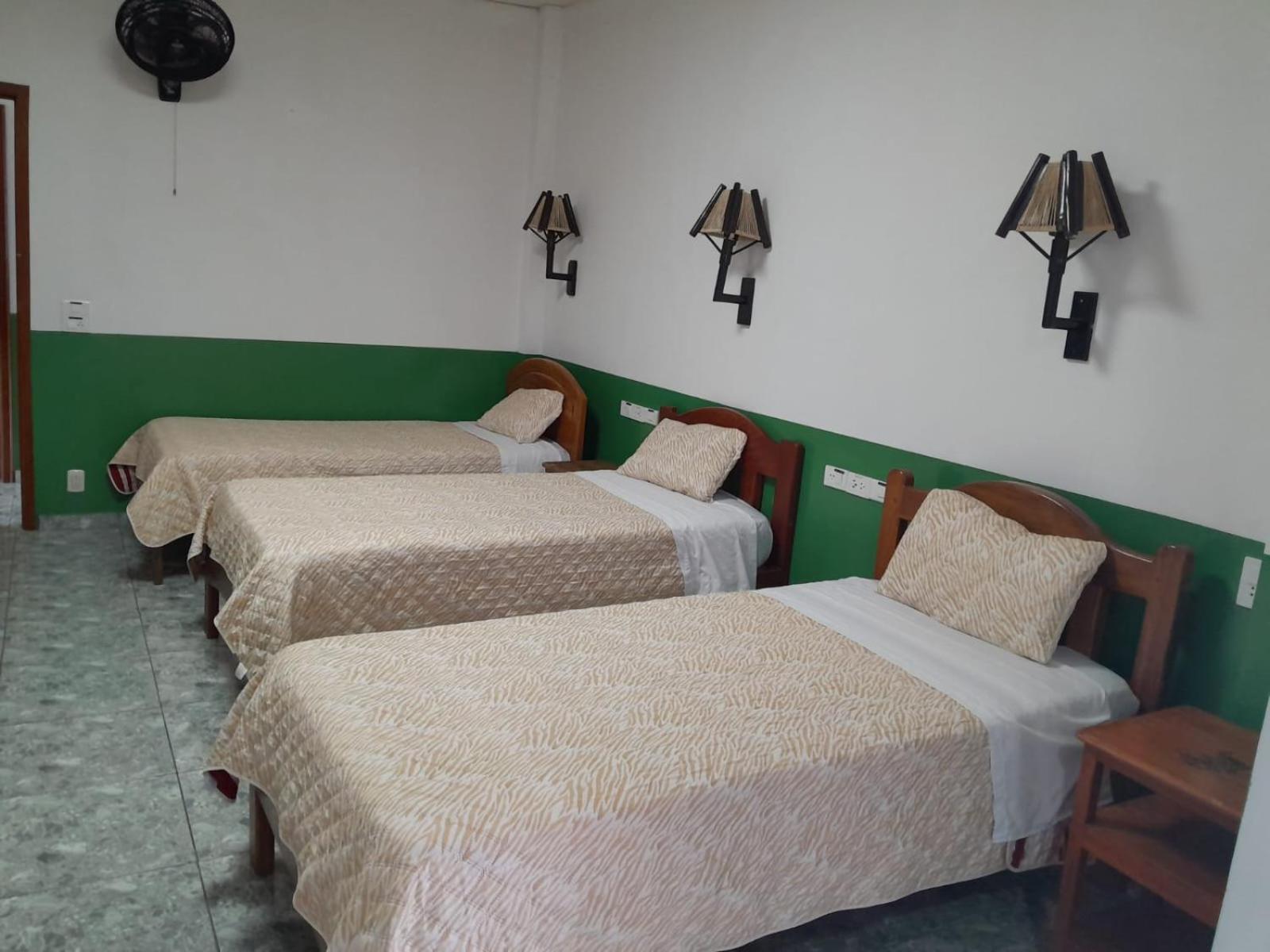 Hostal Limoncocha Тена Экстерьер фото